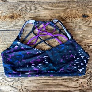 Lululemon Free to Be Sports Bra